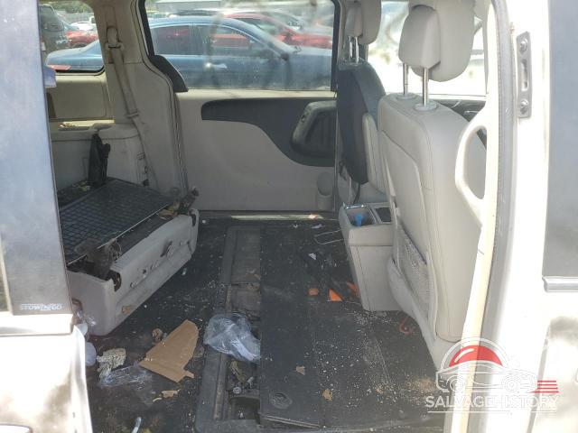 2C4RC1BG1CR227450 2012 CHRYSLER MINIVAN photo no. 10