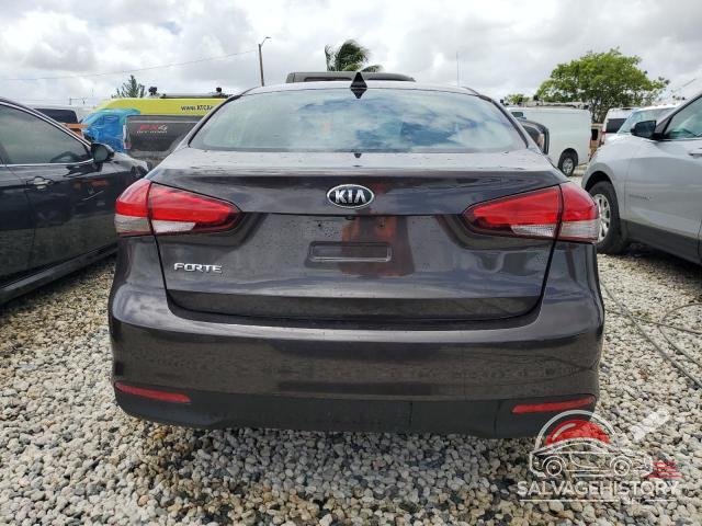 3KPFL4A72JE199047 2018 KIA FORTE photo no. 6