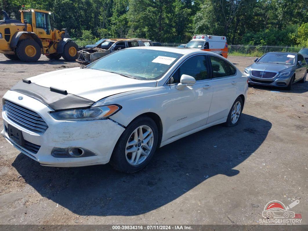 1FA6P0HD8E5391783 2014 FORD FUSION photo no. 2