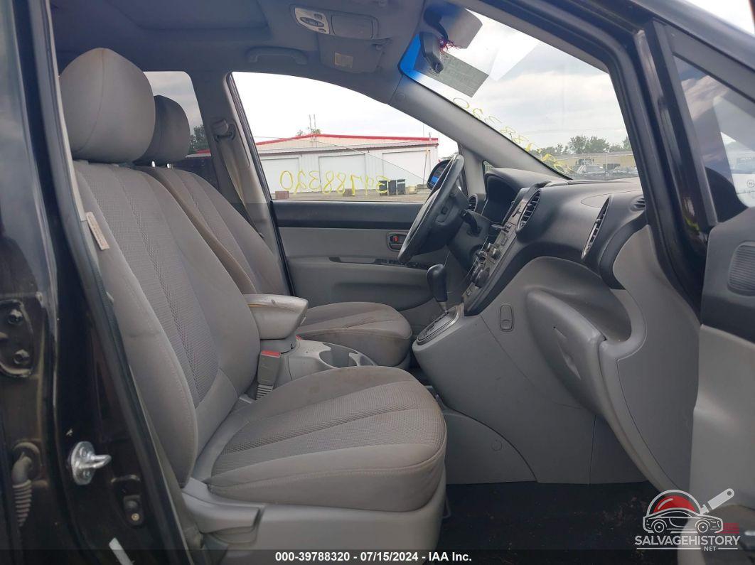 KNAFG525X87198355 2008 KIA RONDO photo no. 5