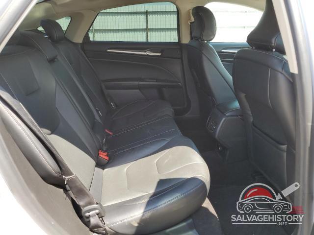 3FA6P0SU0KR233049 2019 FORD FUSION photo no. 10