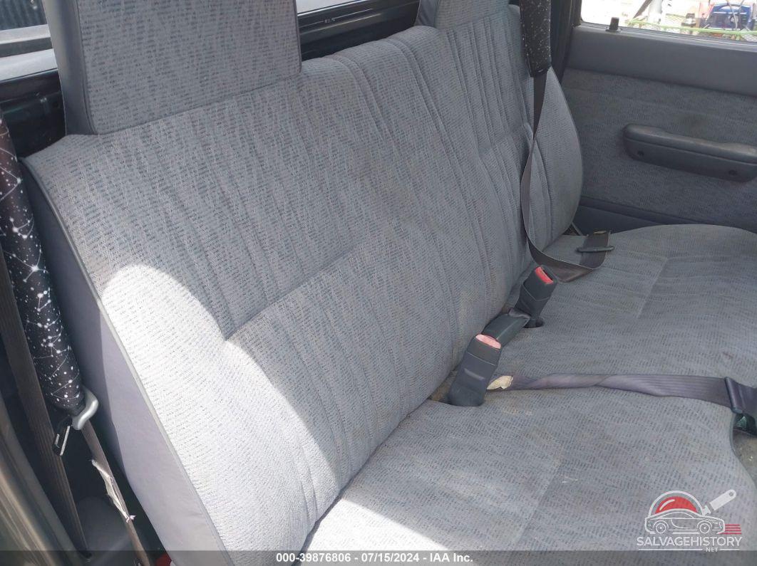 4TANL42N2WZ084691 1998 TOYOTA TACOMA photo no. 8