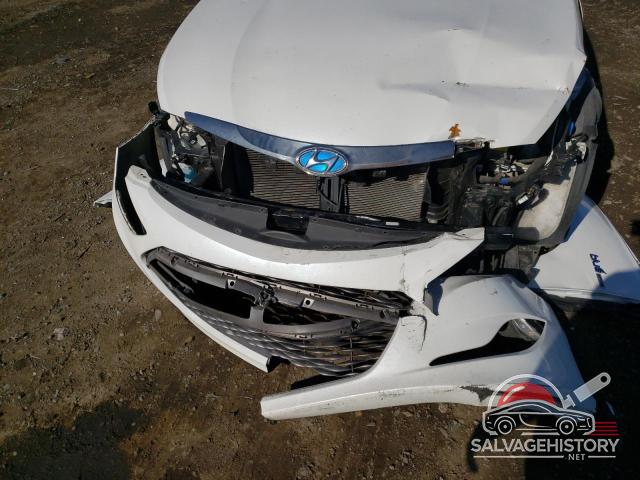 KMHEC4A44FA132649 2015 HYUNDAI SONATA photo no. 9