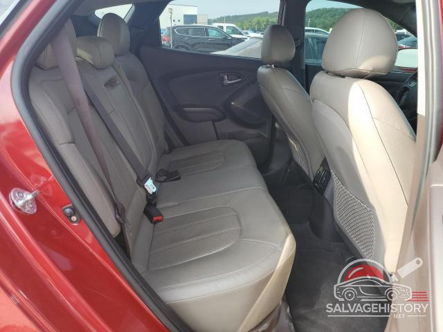 KM8JU3AG0FU068575 2015 HYUNDAI TUCSON photo no. 11