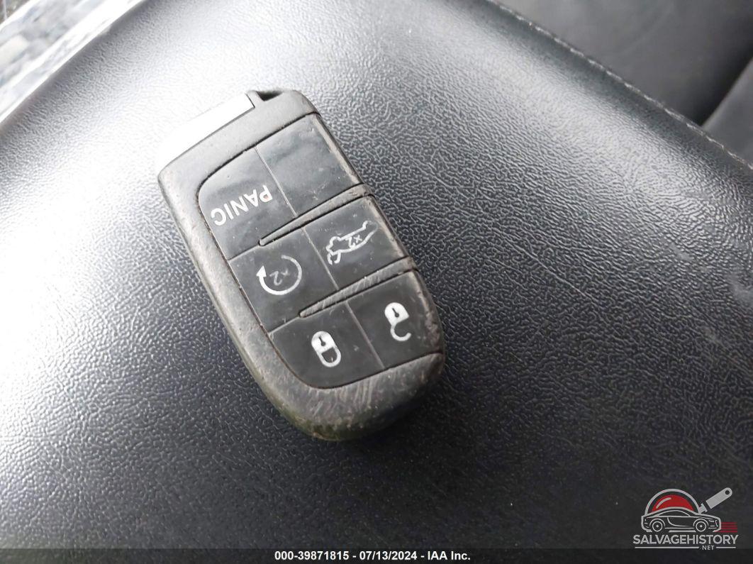 2C3CA5CG6BH564335 2011 CHRYSLER 300 photo no. 11