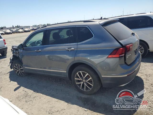 3VV3B7AX9LM034565 2020 VOLKSWAGEN TIGUAN photo no. 2