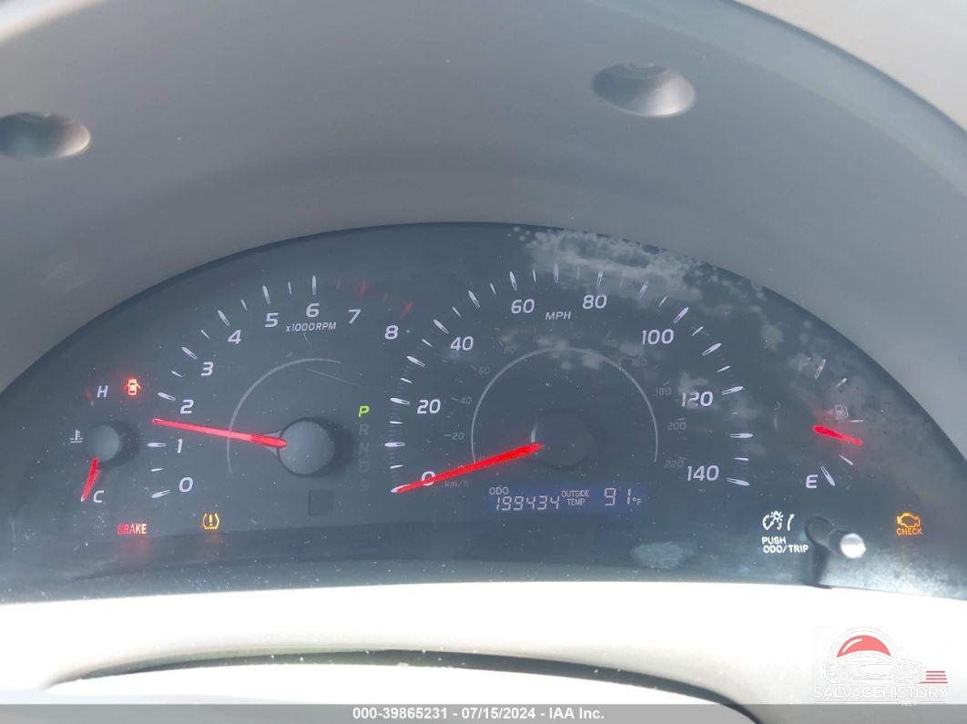 4T1BF3EK2BU664908 2011 TOYOTA CAMRY photo no. 7