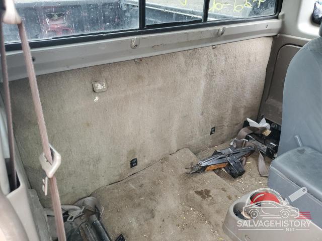 1N6ED26Y41C310281 2001 NISSAN FRONTIER photo no. 10