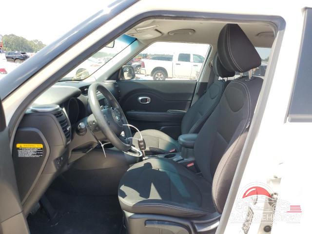 KNDJN2A28F7204661 2015 KIA SOUL photo no. 7