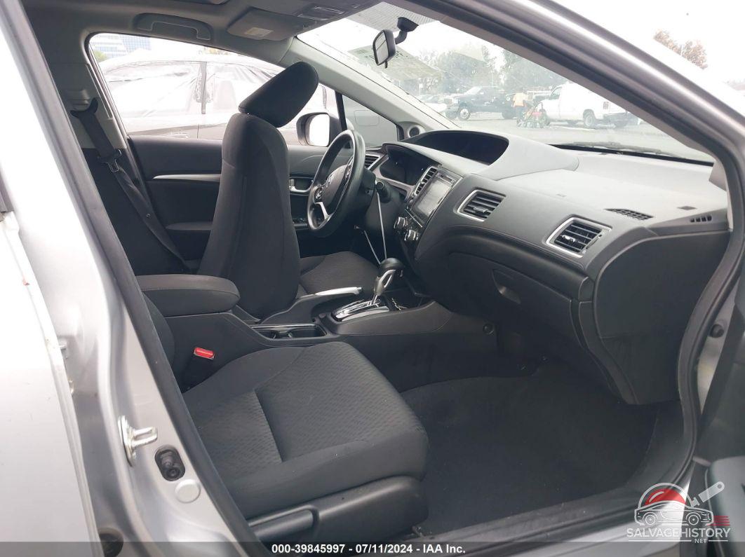 19XFB2F83FE003472 2015 HONDA CIVIC photo no. 5
