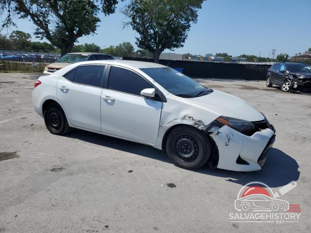 5YFBURHE8HP639276 2017 TOYOTA COROLLA photo no. 4