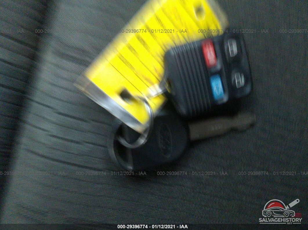 1FAHP3FN8AW248567 2010 FORD FOCUS photo no. 11