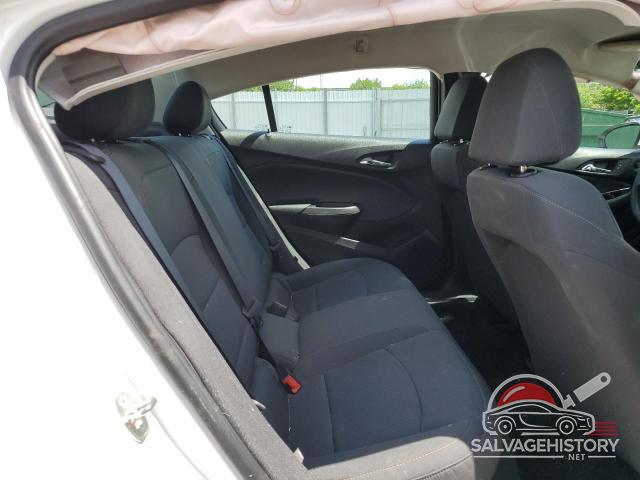 1G1BC5SM3J7183635 2018 CHEVROLET CRUZE photo no. 10
