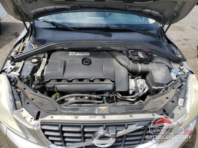 YV4902DZ3B2180476 2011 VOLVO XC60 photo no. 11