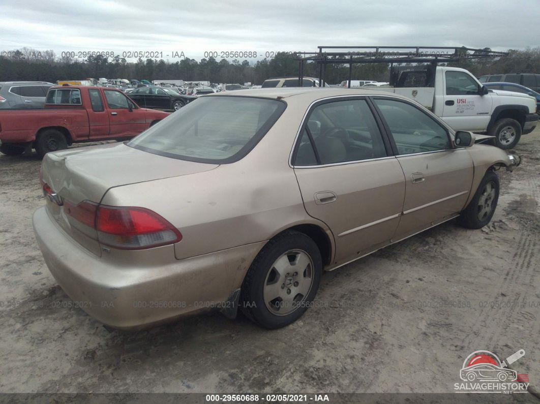 1HGCG16561A070200 2001 HONDA ACCORD SDN photo no. 4