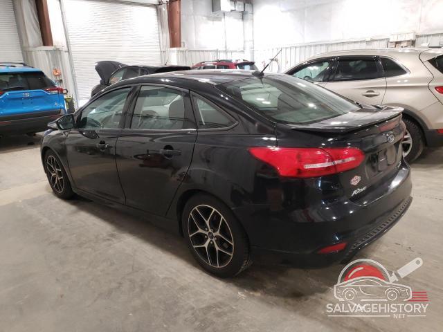 1FADP3F21GL261823 2016 FORD FOCUS photo no. 2