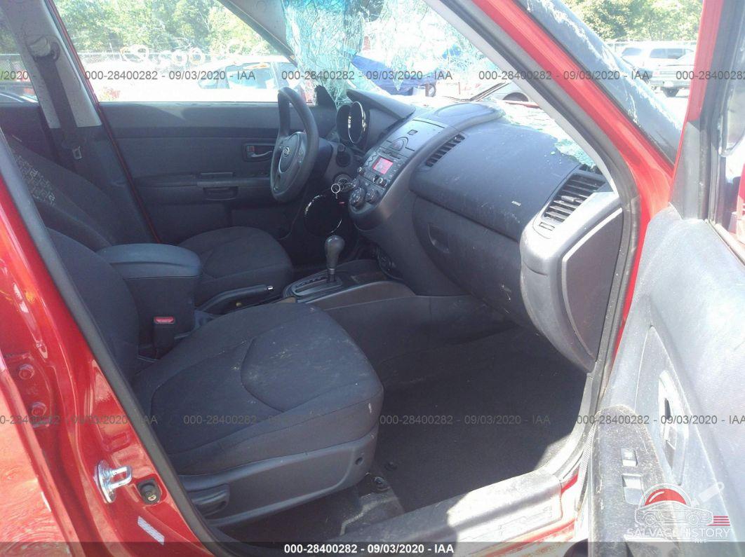 KNDJT2A22A7108345 2010 KIA SOUL photo no. 5