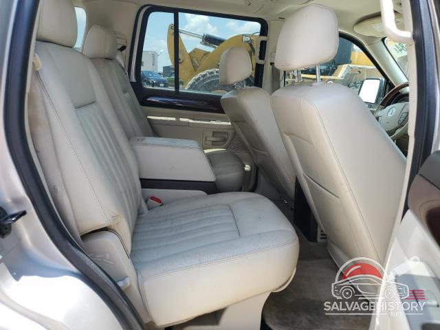 5LMEU68H03ZJ46866 2003 LINCOLN AVIATOR photo no. 11