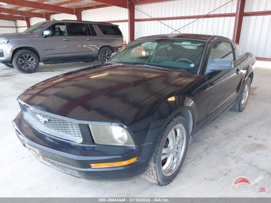 1ZVFT80N955144763 2005 FORD MUSTANG photo no. 2