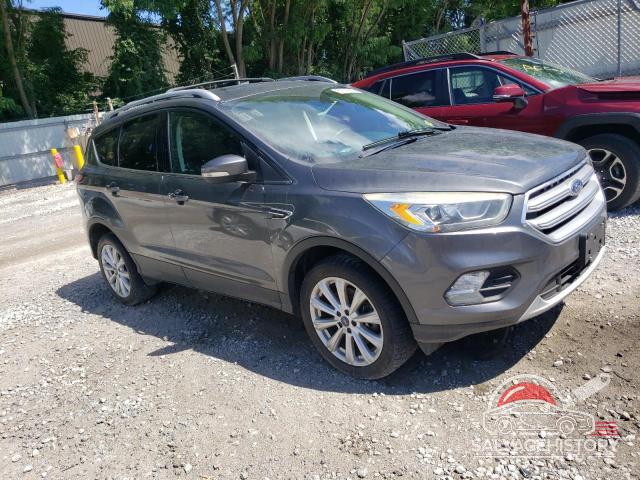 1FMCU9JD3HUC05674 2017 FORD ESCAPE photo no. 4