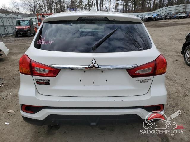 JA4AR3AU0JZ010807 2018 MITSUBISHI OUTLANDER photo no. 6