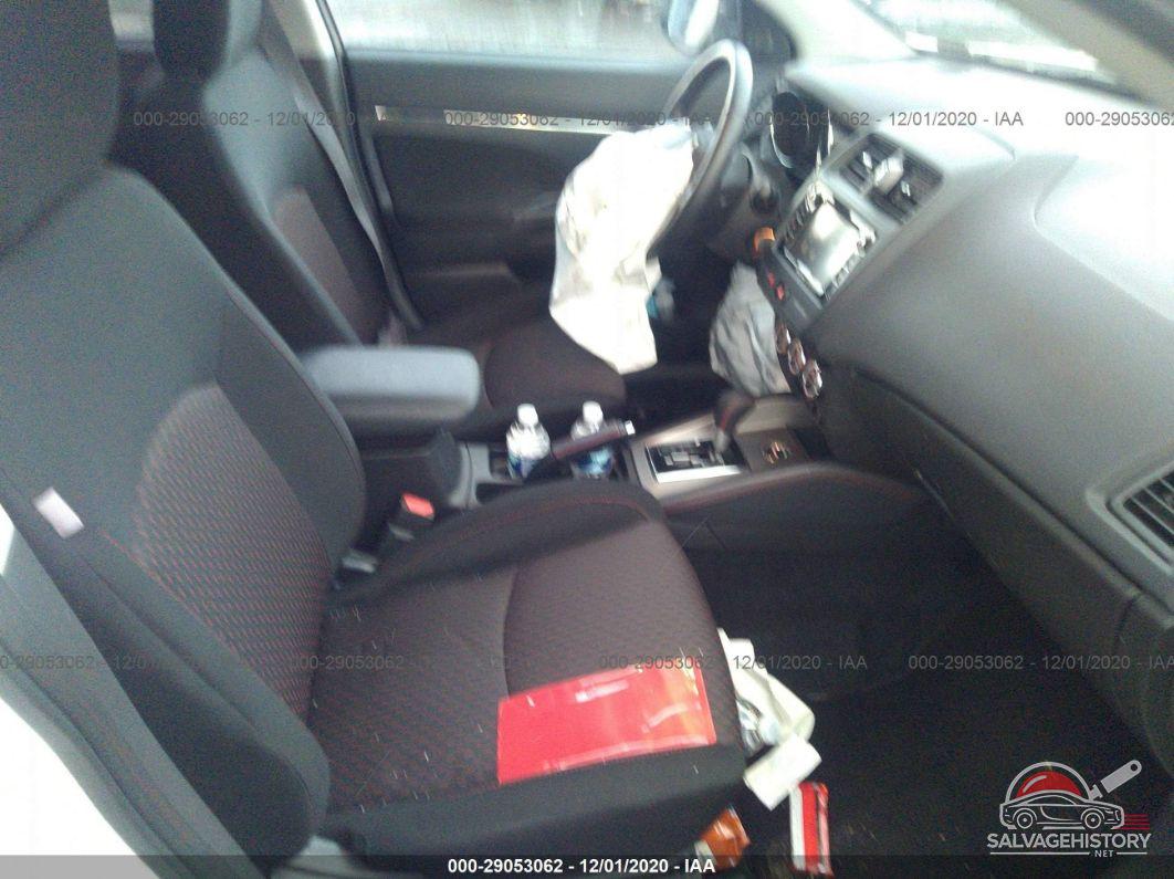 JA4AR3AU9JU010057 2018 MITSUBISHI OUTLANDER SPORT photo no. 5