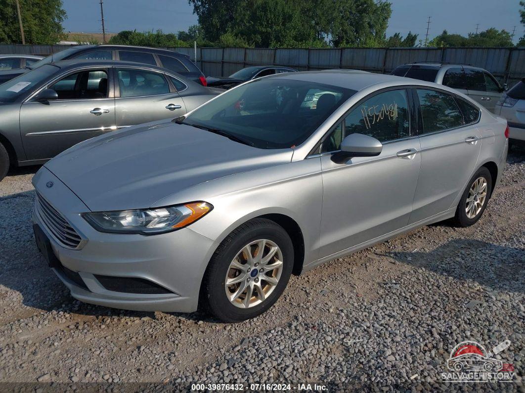 3FA6P0G77HR394882 2017 FORD FUSION photo no. 2