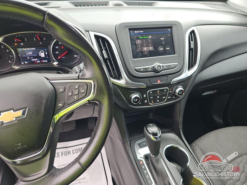 2GNAXUEV8L6229623 2020 CHEVROLET EQUINOX photo no. 2