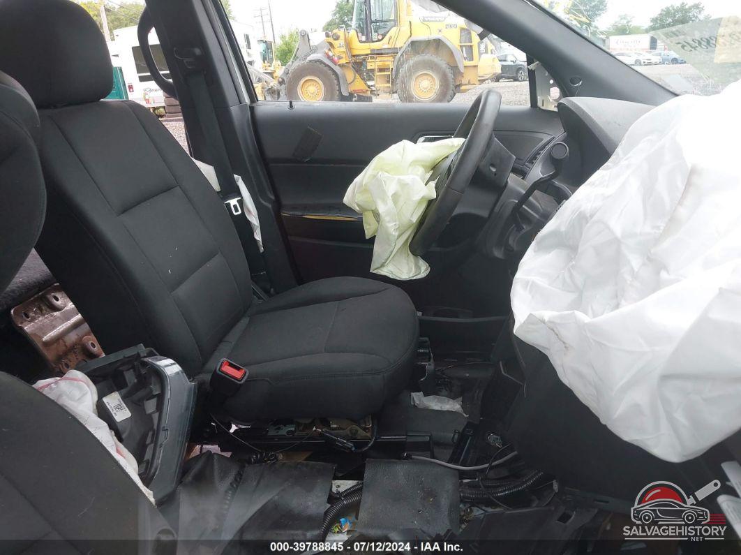 1FM5K8AR1KGB44206 2019 FORD POLICE INTERCEPTOR UTILITY photo no. 5