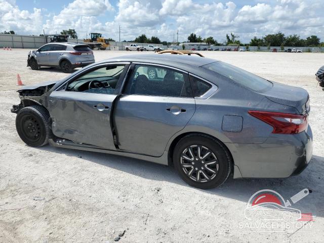 1N4AL3AP0JC157137 2018 NISSAN ALTIMA photo no. 2