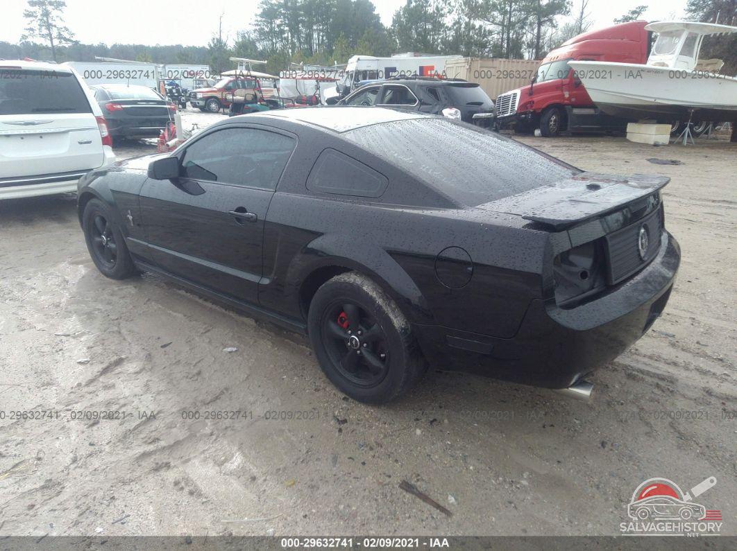 1ZVHT80NX85125264 2008 FORD MUSTANG photo no. 3