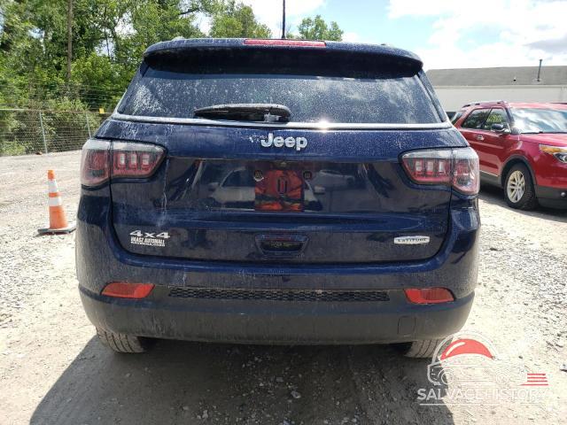 3C4NJDBB3JT154697 2018 JEEP COMPASS photo no. 6