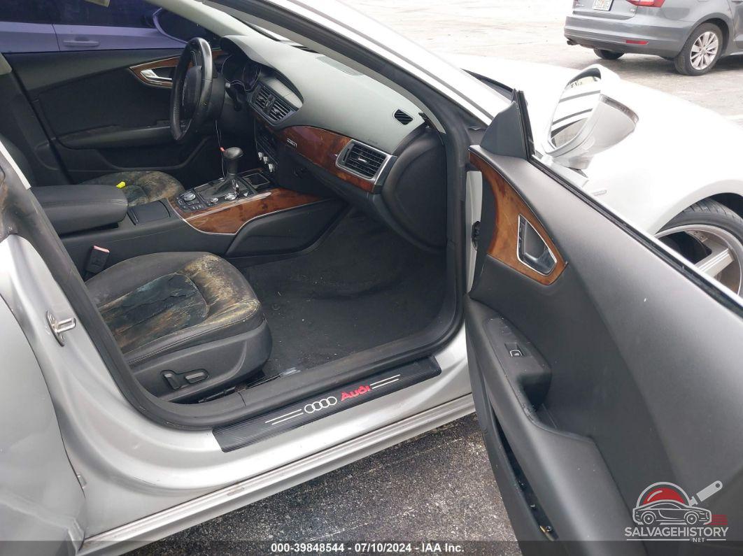 WAUSGAFC4CN001359 2012 AUDI A7 photo no. 5