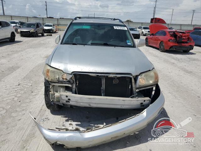 JTEDP21A740025057 2004 TOYOTA HIGHLANDER photo no. 5