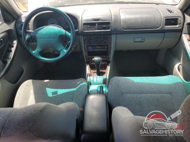 JF1SF63521H704260 2001 SUBARU FORESTER photo no. 8