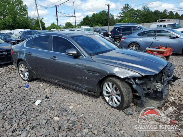 SAJBD4FN0JCY54043 2018 JAGUAR XF photo no. 4