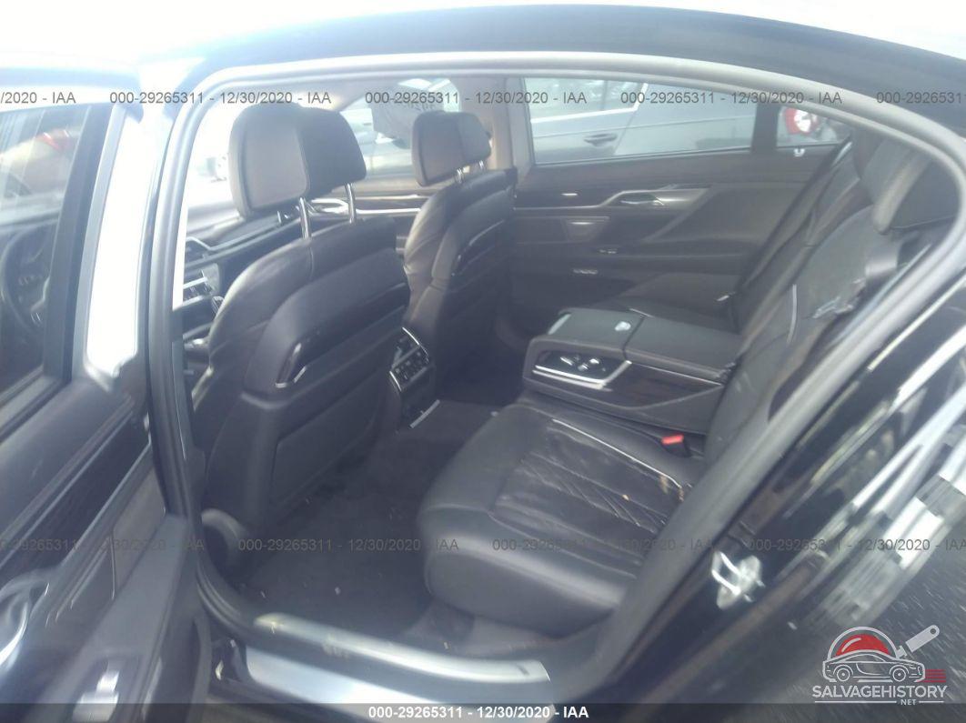WBA7H6C57JG614826 2018 BMW 7 SERIES photo no. 8