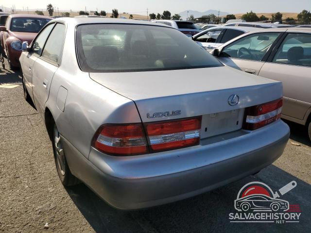 JT8BF28G210306914 2001 LEXUS ES300 photo no. 2