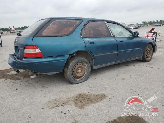 1HGCE1825SA012055 1995 HONDA ACCORD photo no. 3