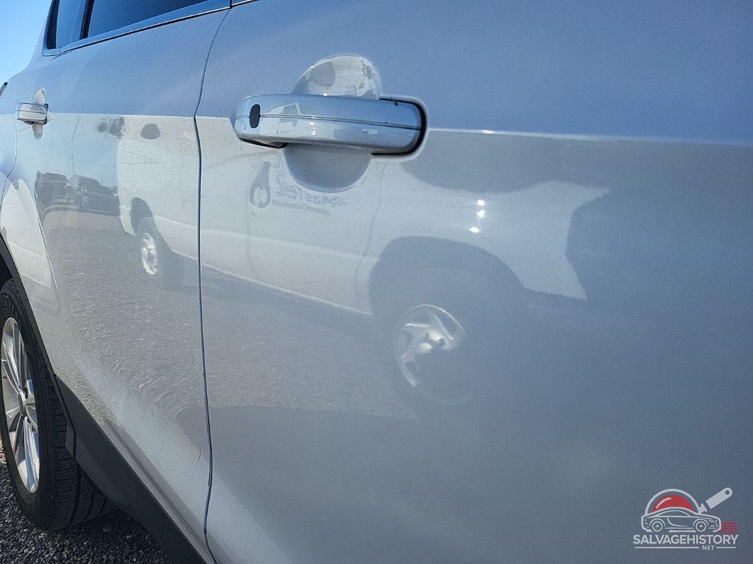 1FMCU9GD8KUA72375 2019 FORD ESCAPE photo no. 6