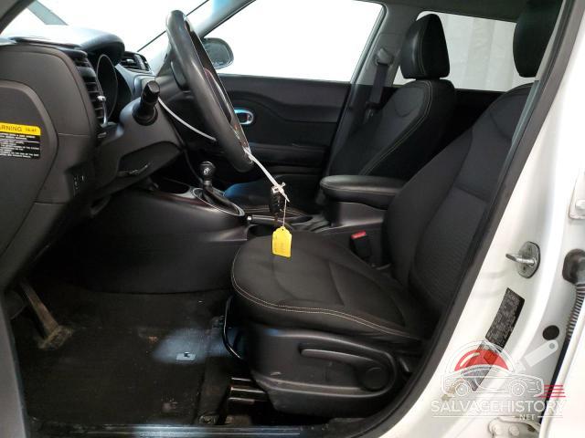KNDJP3A50F7118948 2015 KIA SOUL photo no. 7