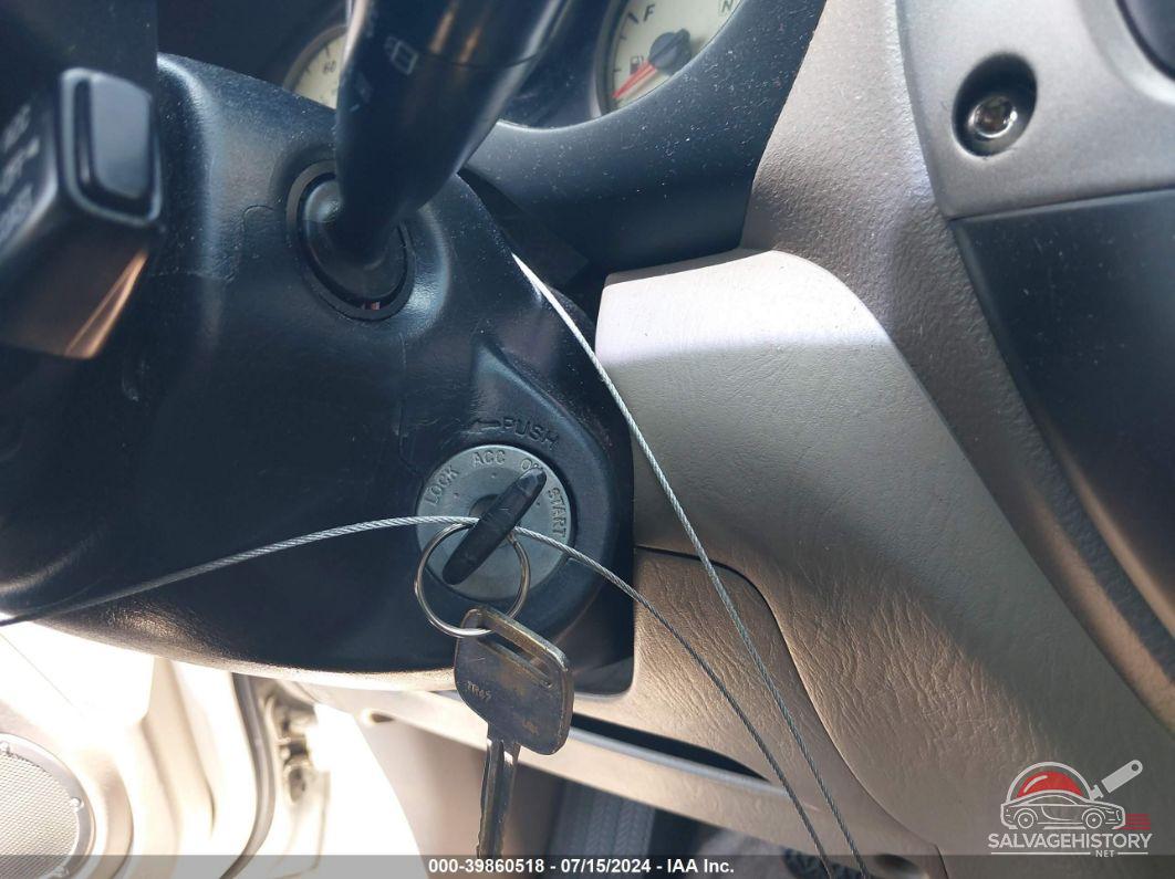 JTEHH20V326036456 2002 TOYOTA RAV4 photo no. 11