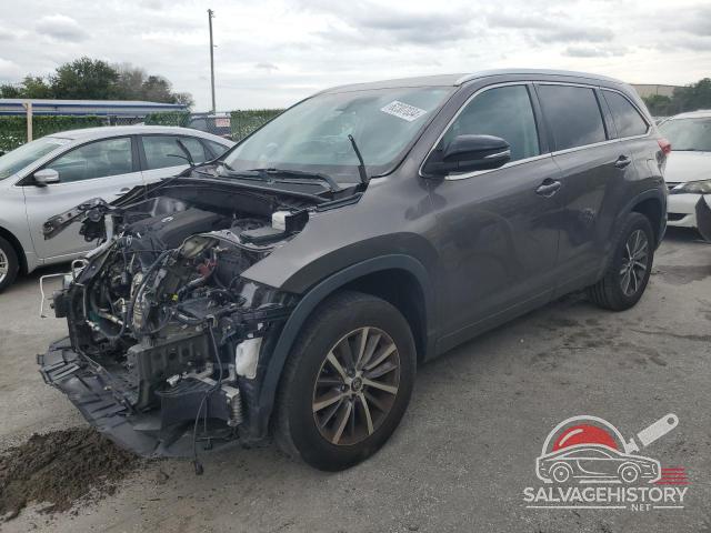 5TDKZRFH7JS543571 2018 TOYOTA HIGHLANDER photo no. 6