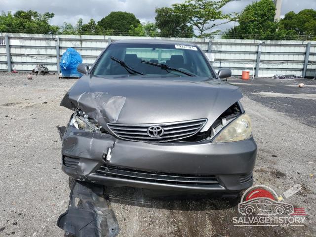 JTDBE30K563042734 2006 TOYOTA CAMRY photo no. 5