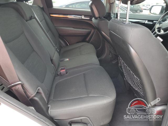 5XYKT3A64EG447503 2014 KIA SORENTO photo no. 11