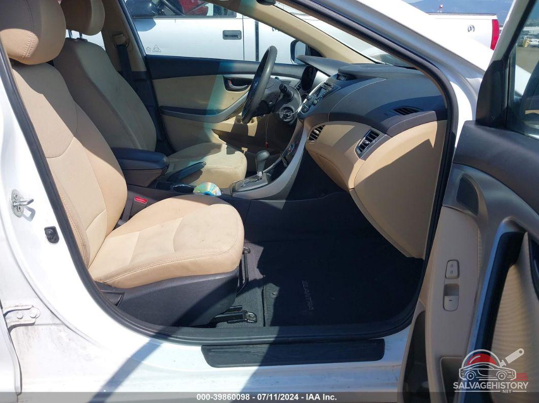 5NPDH4AE7DH428054 2013 HYUNDAI ELANTRA photo no. 5