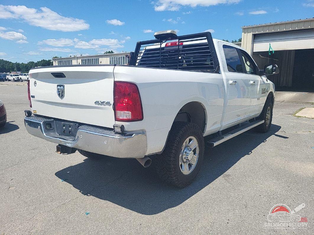 3C6UR5DL2JG356396 2018 RAM 2500 photo no. 9