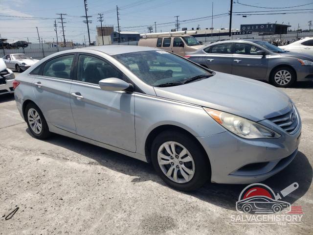 5NPEB4AC4BH196837 2011 HYUNDAI SONATA photo no. 4