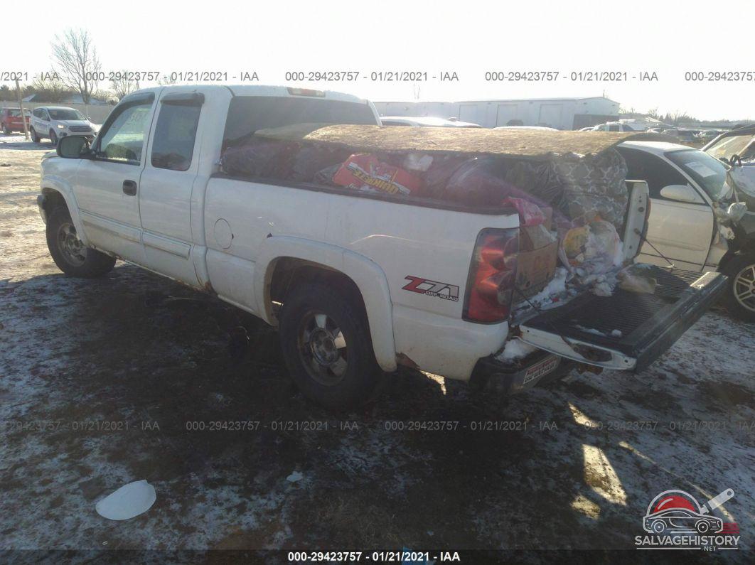 2GCEK19B051392628 2005 CHEVROLET SILVERADO 1500 photo no. 3