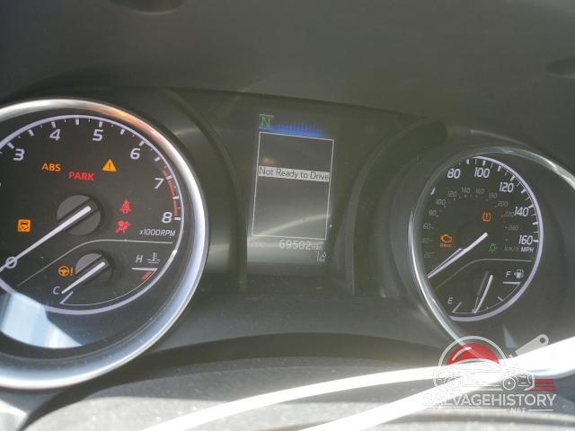 4T1B11HK6JU545823 2018 TOYOTA CAMRY photo no. 9